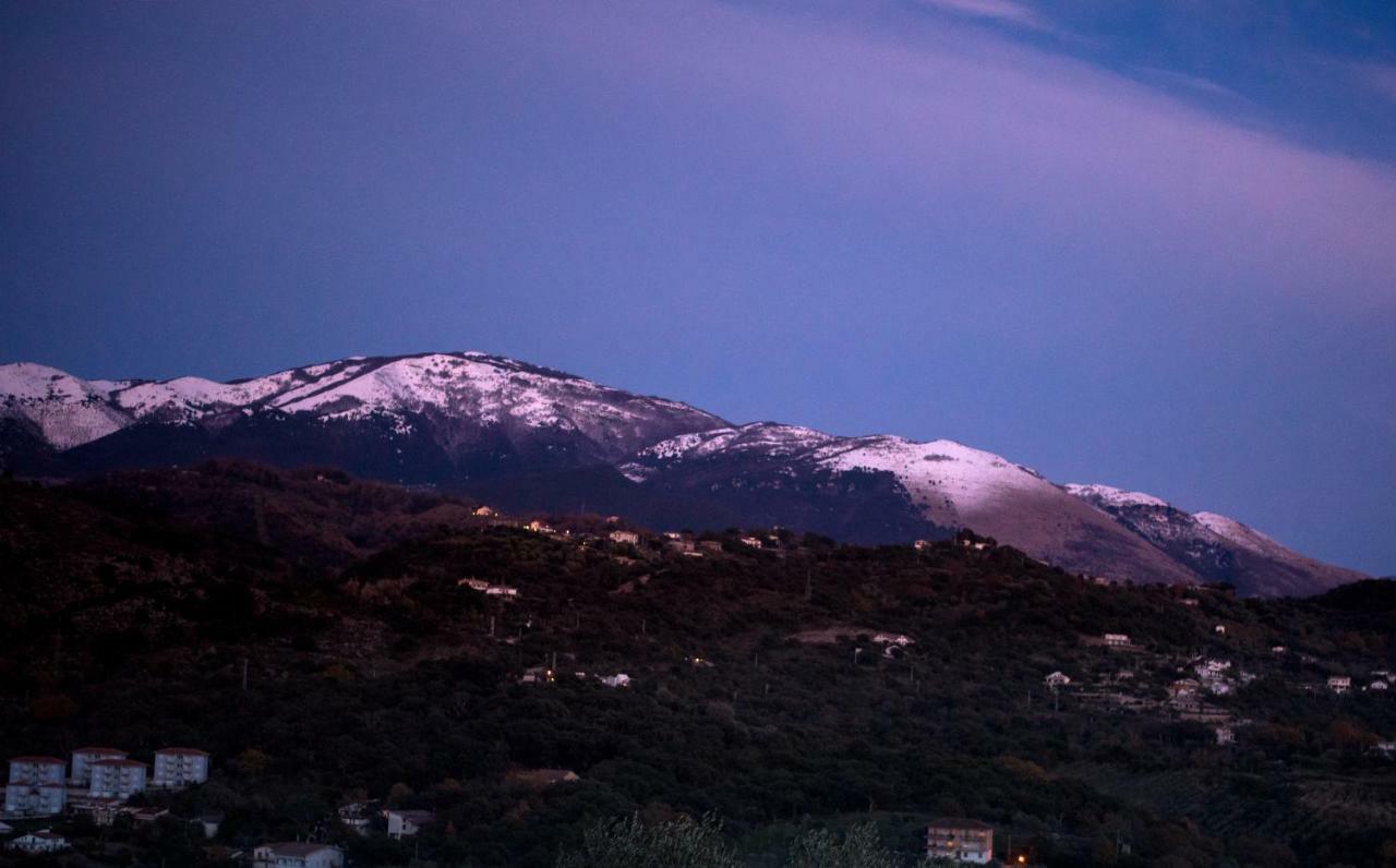 Le Voyageur Cilento Bed and Breakfast Vibonati Buitenkant foto